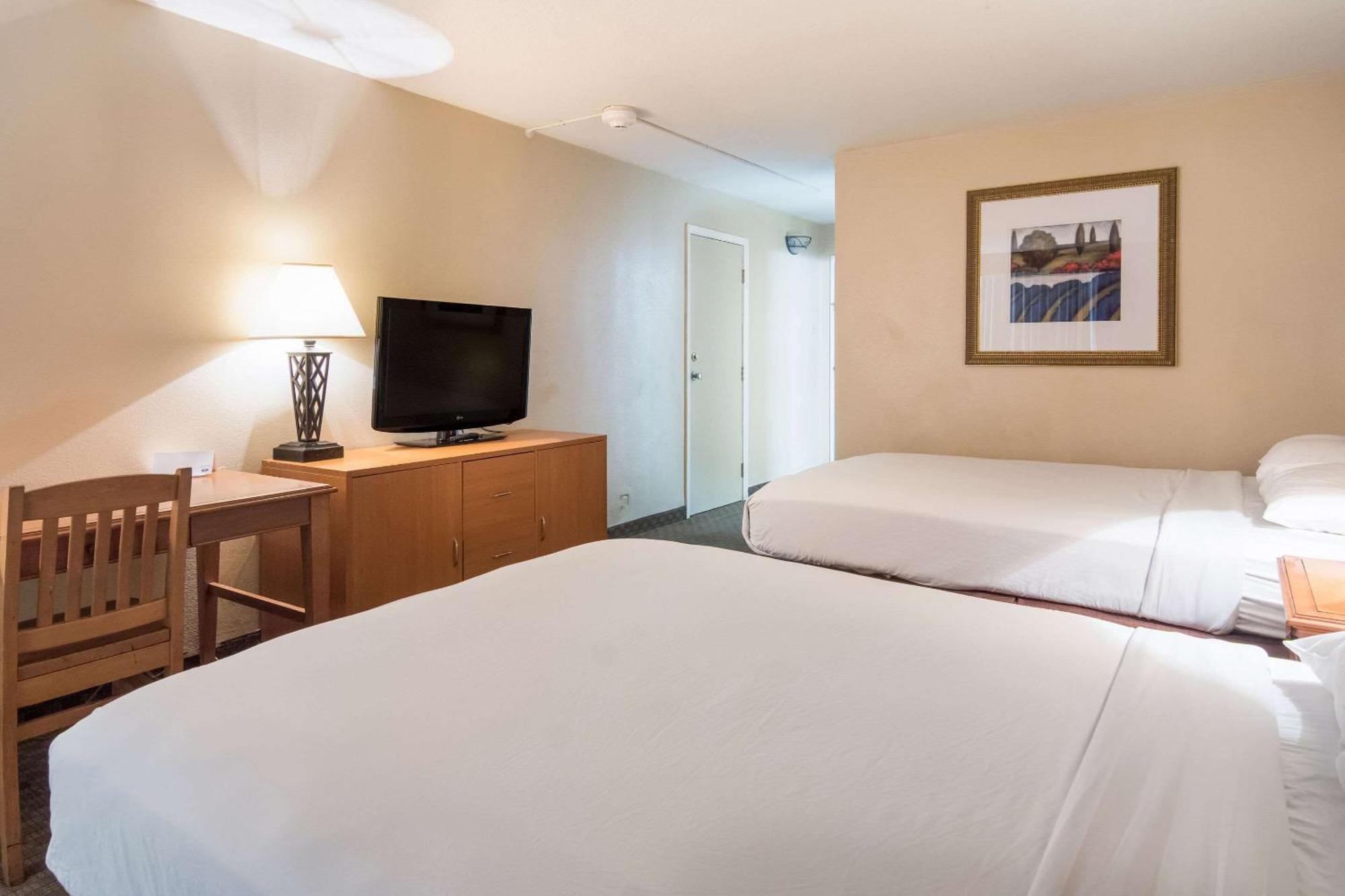 Rodeway Inn Duncanville Eksteriør billede